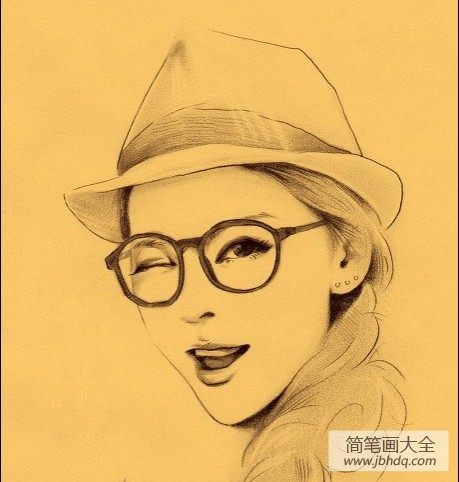 美丽的少女儿童画画作品