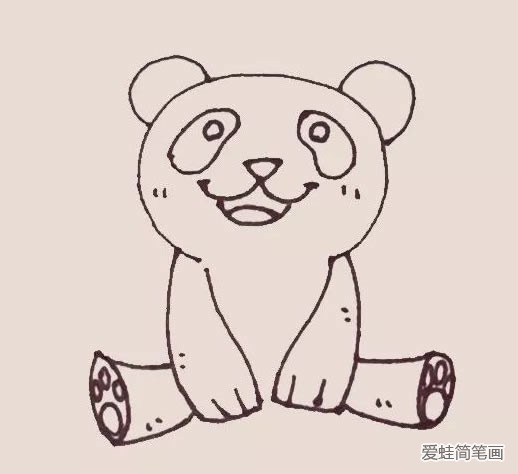 开心的大熊猫简笔画